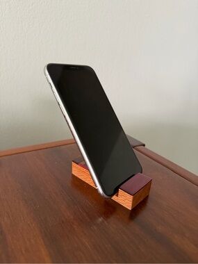 Brazilian indigenous Amazon Wooden Stand for Smartphone.